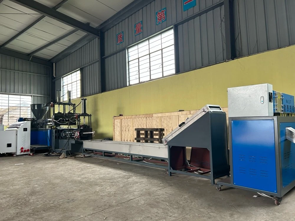 Plastic Recycling Machine